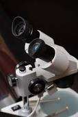 microscopio ottico usato per le ricerche