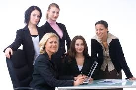 gruppo di donne al lavoro