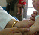leggi tutto l'articolo Vaccini, sanzioni ai medici che li sconsigliano Vaccini, sanzioni ai medici che li sconsigliano
