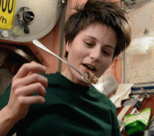 leggi tutto l'articolo Rosmarino, semi di melograno e vite per combattere l'ossidazione nel corpo degli astronauti Rosmarino, semi di melograno e vite per combattere l'ossidazione nel corpo degli astronauti