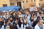 leggi tutto l'articolo «Non vogliamo andare all'estero!» - Corriere della Sera «Non vogliamo andare all'estero!» - Corriere della Sera