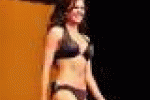 leggi tutto l'articolo Miss sfila in bikini con la pompa per l'insulina - Corriere della Sera Miss sfila in bikini con la pompa per l'insulina - Corriere della Sera