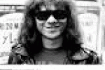 leggi tutto l'articolo Il ricordo di Tommy Ramone sul profilo Twitter ufficiale della band - Corriere della Sera Il ricordo di Tommy Ramone sul profilo Twitter ufficiale della band - Corriere della Sera