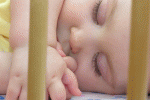 Auchan ritira lettino per neonati: è pericoloso per l'incolumità dei bambini