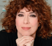 leggi tutto l'articolo Veronica Pivetti, inadeguata e felice :«Stavo male, così l'ironia mi ha salvato» Veronica Pivetti, inadeguata e felice :«Stavo male, così l'ironia mi ha salvato»