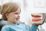 Bambini, anche le carie dei denti da latte vanno curate