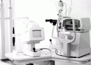 TOPOGRAFO E AUTOREFRATTOMETRO